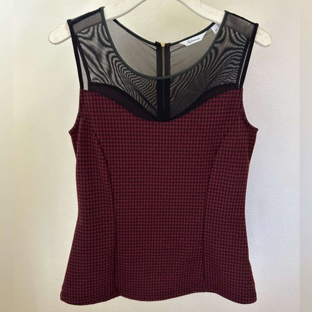 Reitmans size S Plaid Top